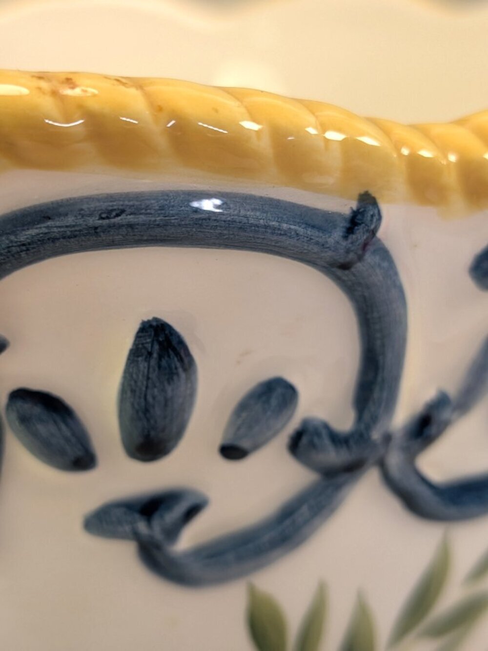 Large French Provincial Footed Cachepot | Raised Blue Relief & Rope Rim - Picture 8 of 16